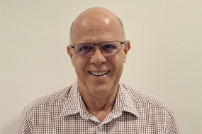 Dr Hannes Schnetler